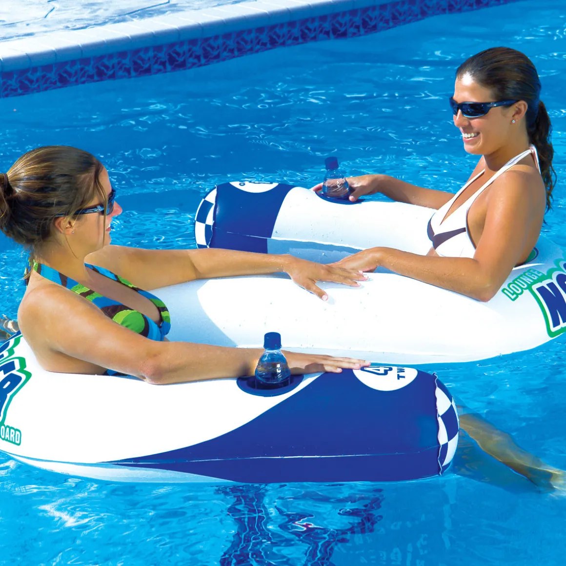 Noodler 2 | Inflatable Pool Noodle Chair & Float